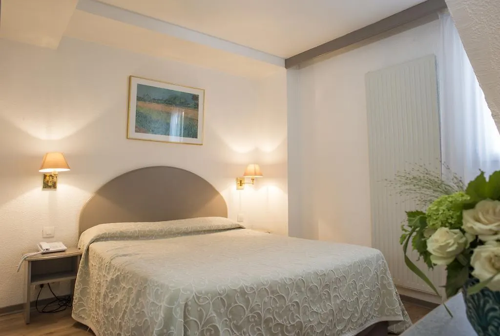 Hotel Royal Bastille 2*