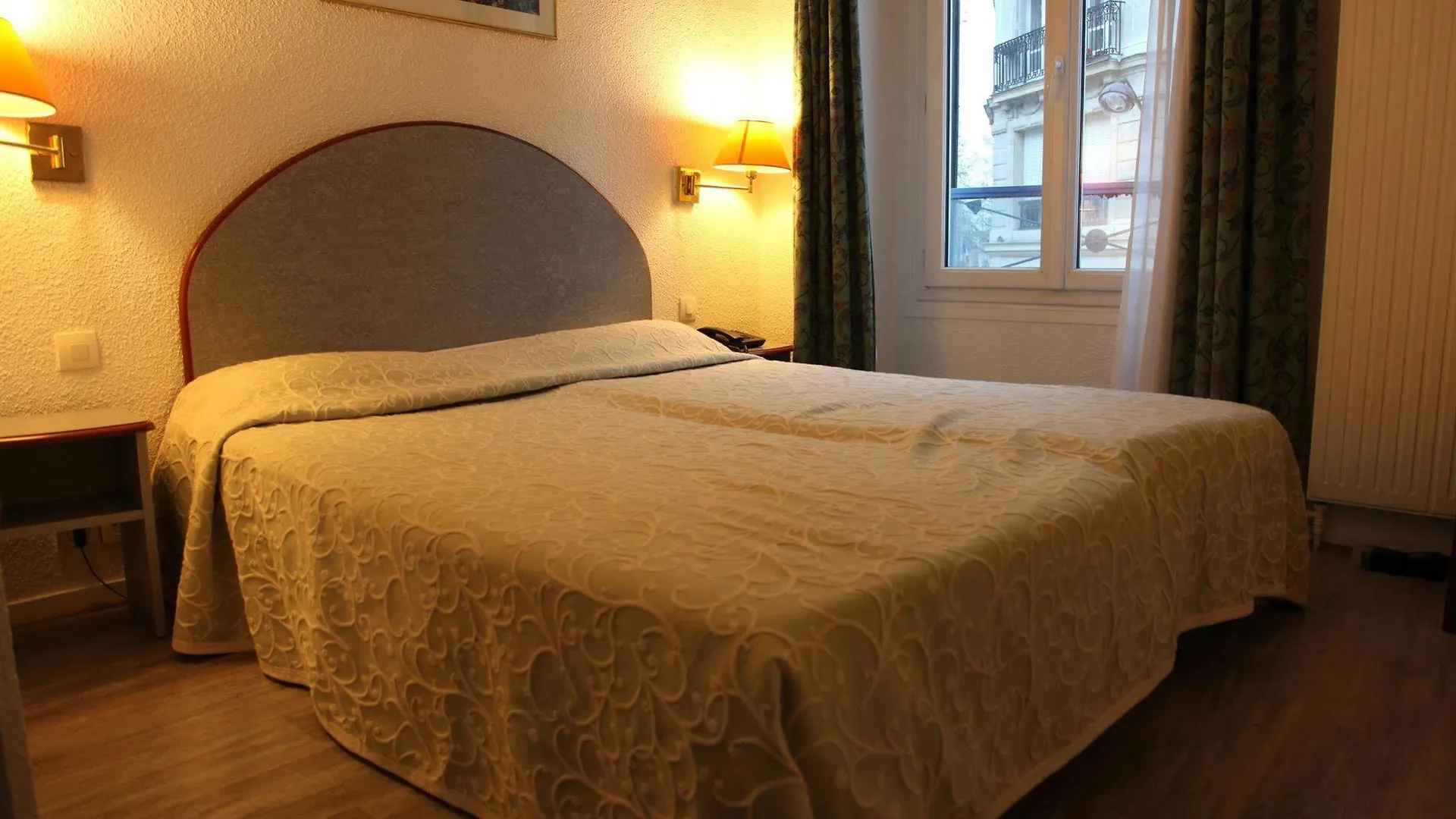 Royal Bastille 2*